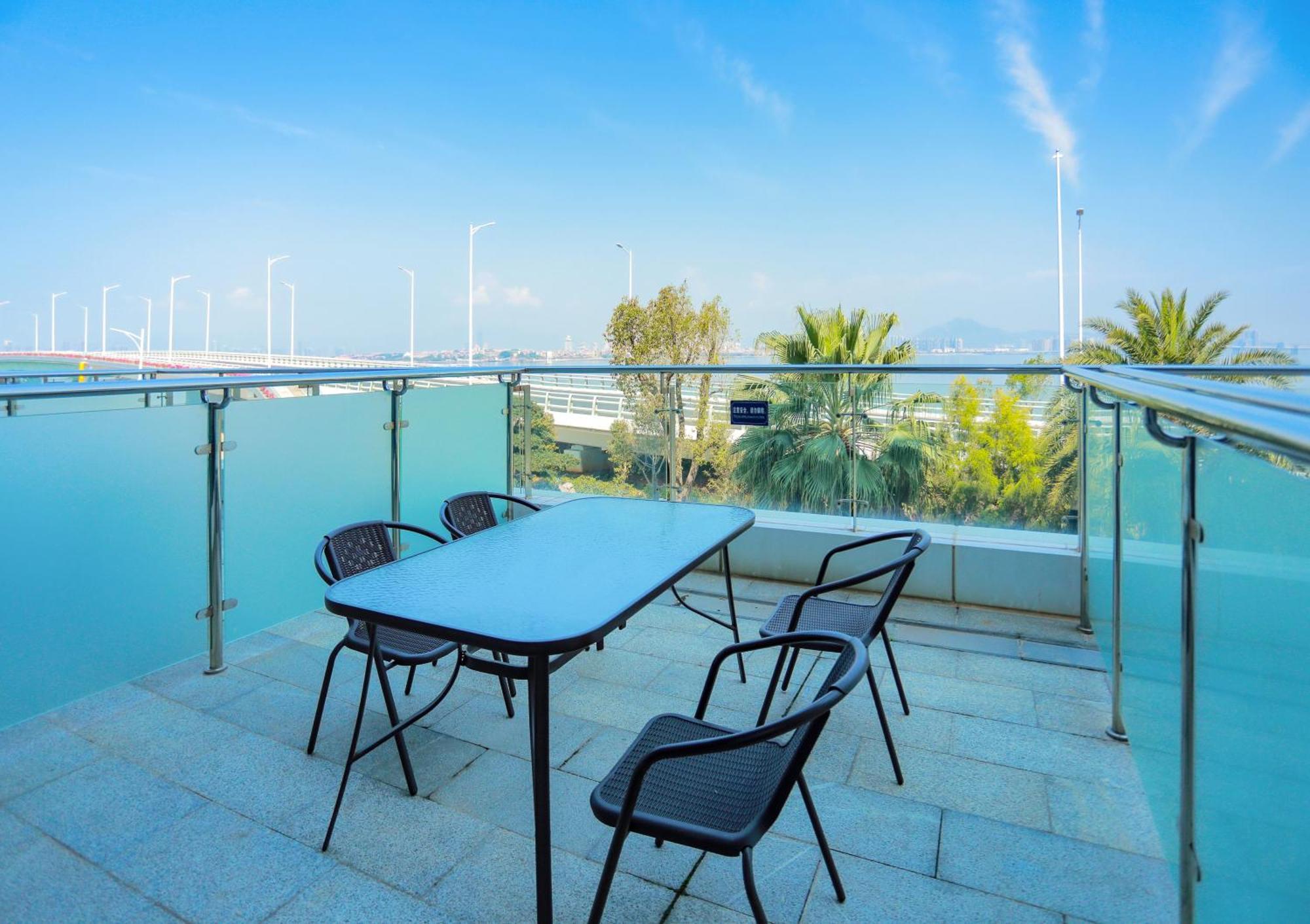 Holiday Inn Express Xiamen Airport Zone By Ihg Екстер'єр фото